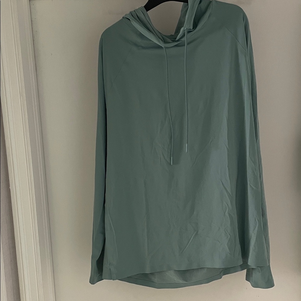 Alo yoga Conquer Reform Long Sleeve With Hood